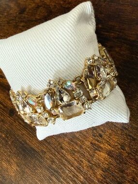 J. Crew Gold Crystal Cluster Stone Bracelet l; Like New!